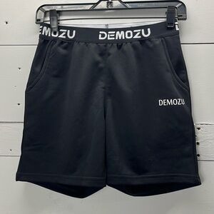 NWT DEMOZU Women's Sweat Shorts with Pockets Size XS
